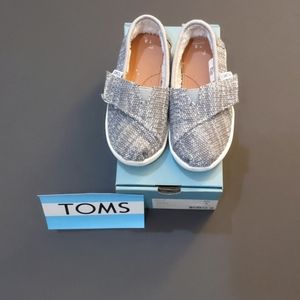 TOMS Classic Kids Shoes